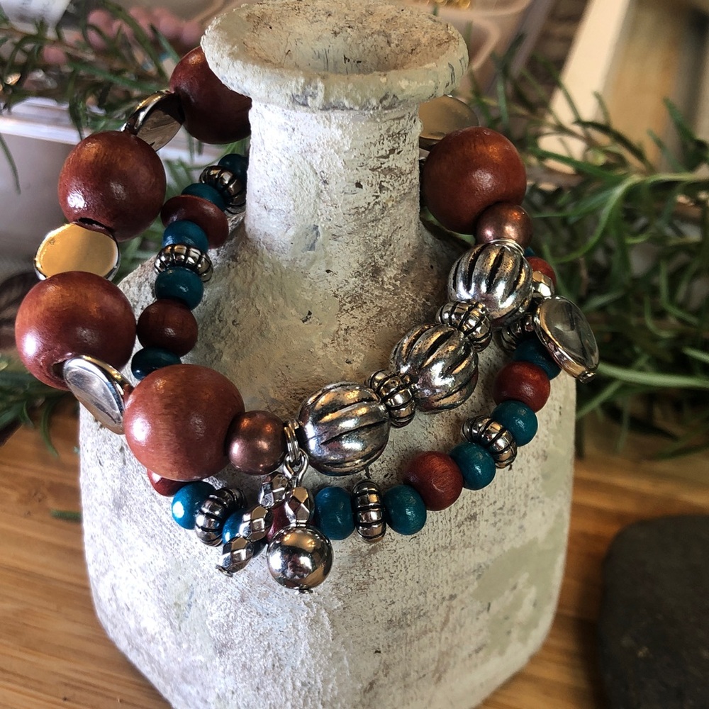 2 Piece Chunky Boho Beaded Stretch Bracelets - Picture 5 of 5